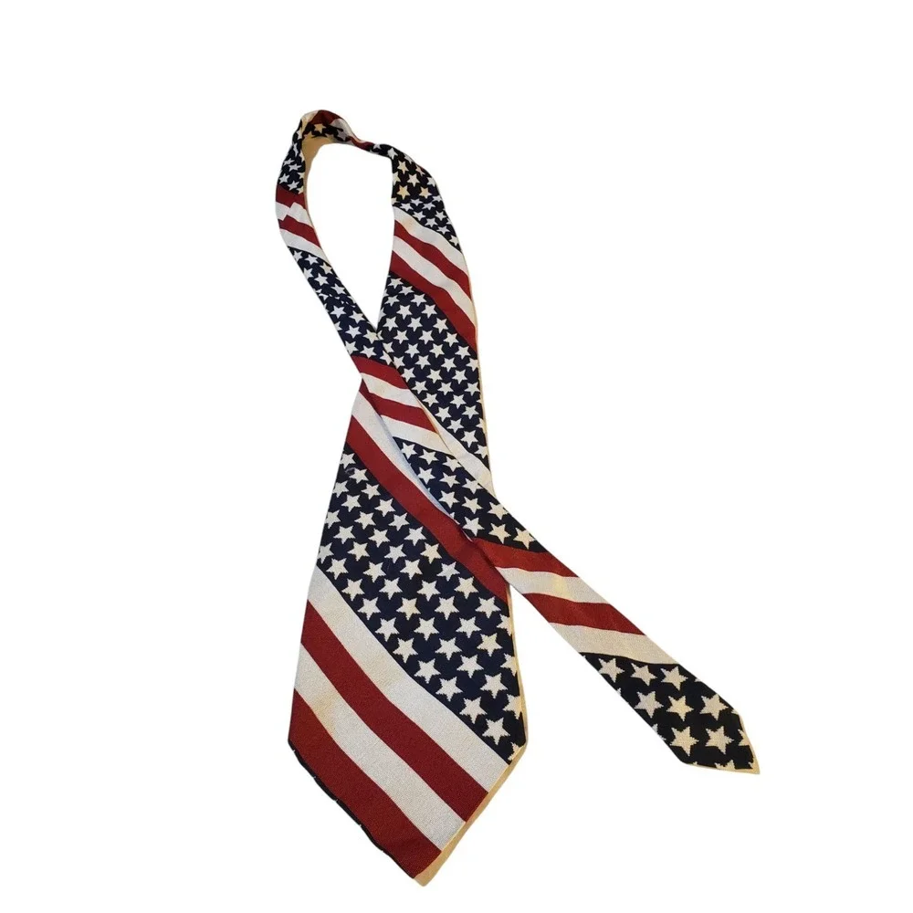Vintage Rhynecliffe Mens Tie Necktie Designer Red White Blue‎ American Flag